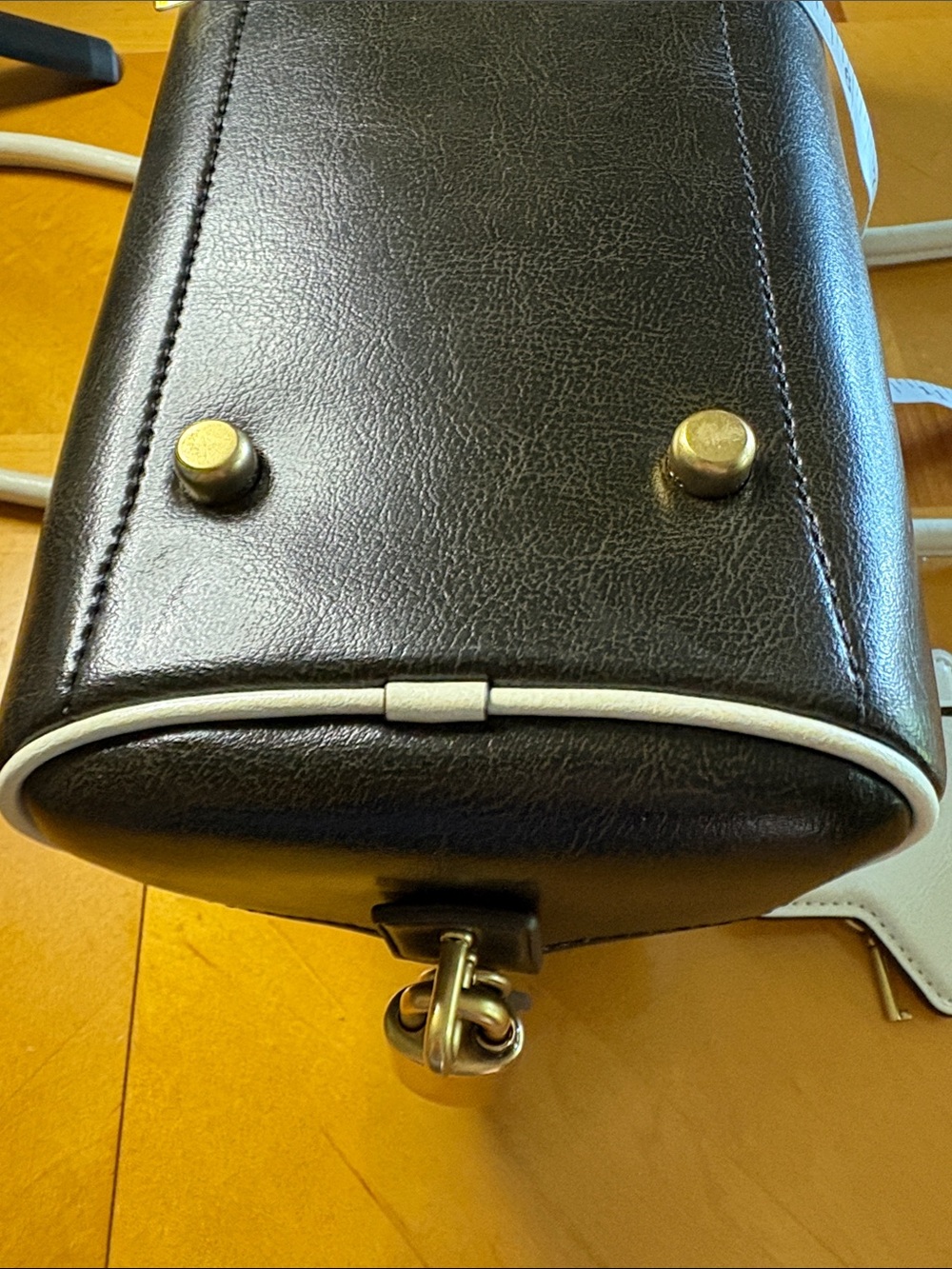 Coach Coachtopia Bowling Shoulder Bag - Picture 11 of 14